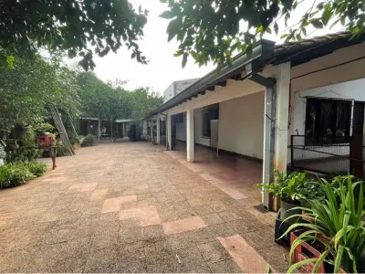 Casa à venda em San Miguel, San Lorenzo