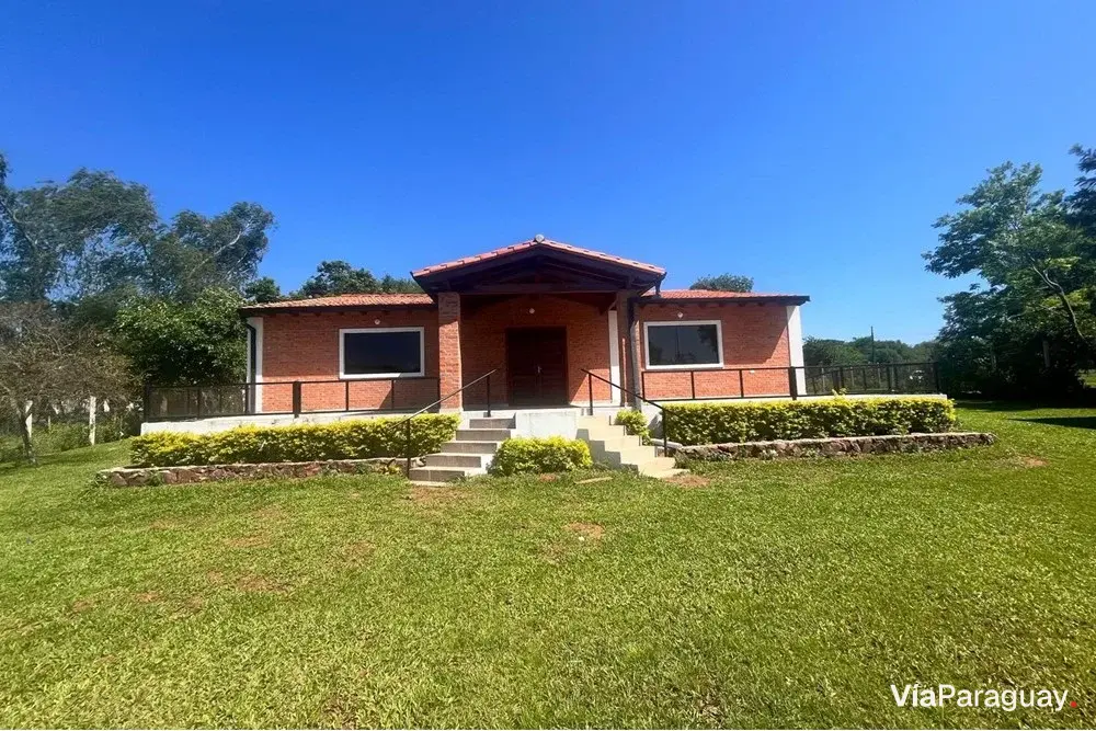 Casa de campo à venda em Yaguarón, Paraguarí