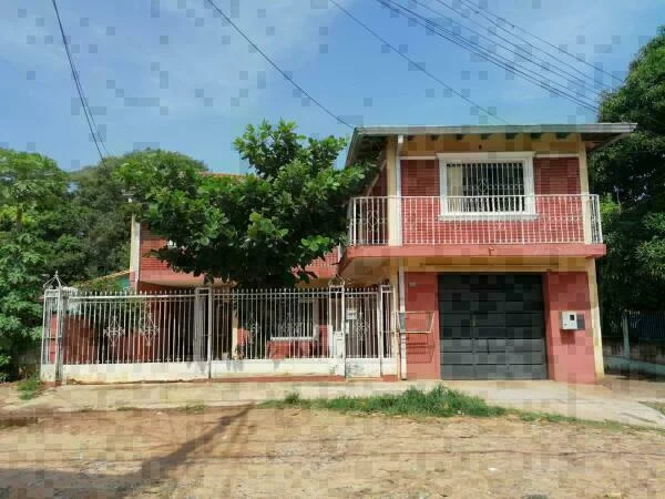 Two-Story House for Sale in Fernando de la Mora, Pitiantuta