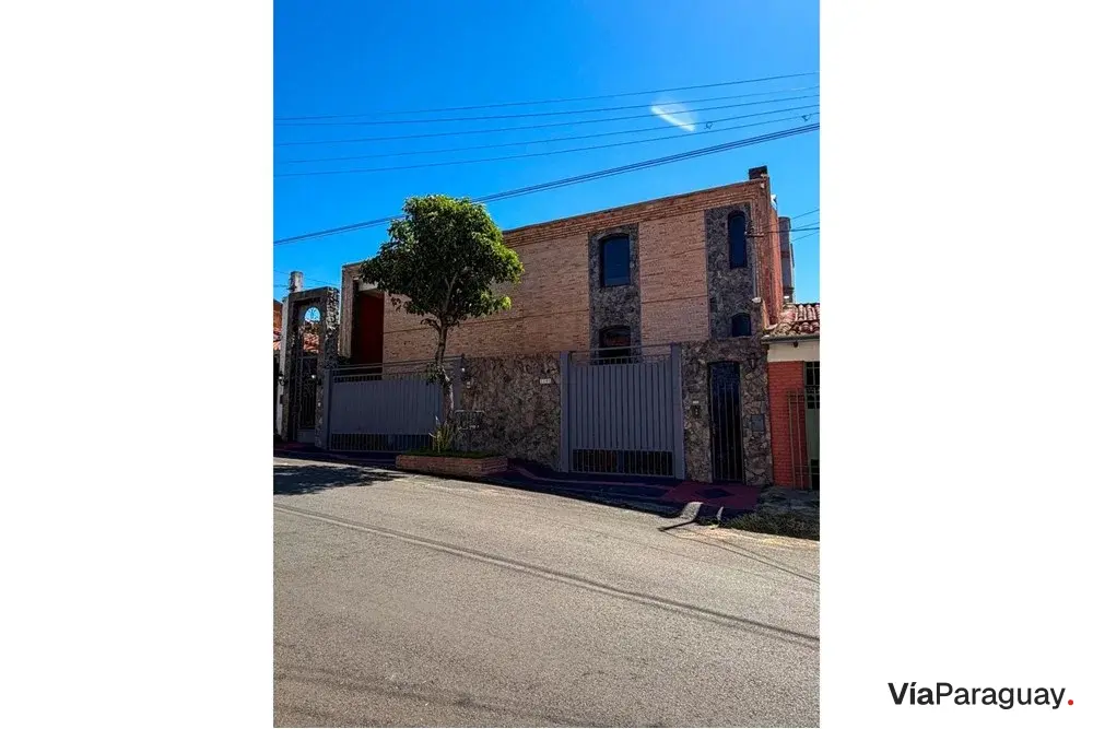 Casa de lujo en venta en Barrio Jara, Asunción