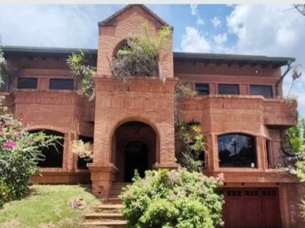 Luxury House for Sale in Villa Morra, Asunción