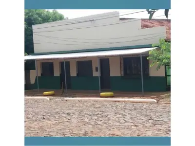 Casa de verão à venda em Carmen del Paraná, Itapúa