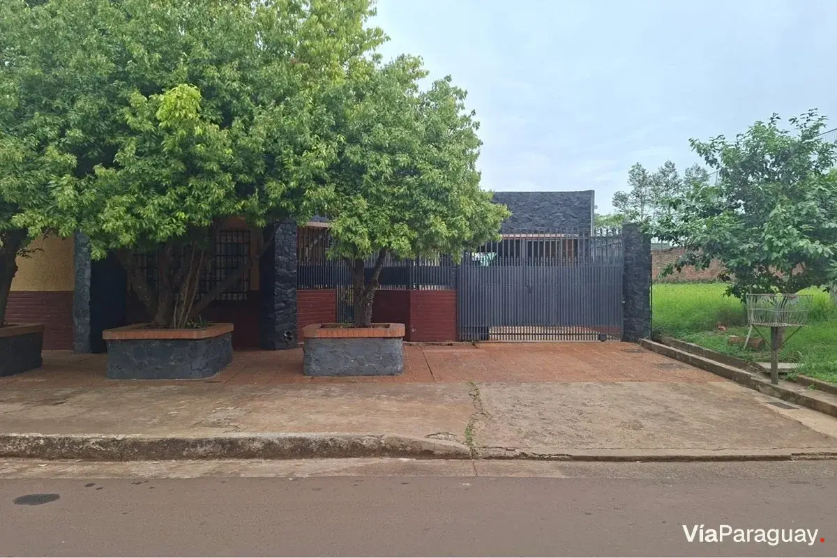 Casa dupla à venda em Cambyretá, Itapúa