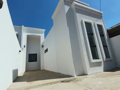 Casa dúplex en venta en Pilar del Norte, Limpio