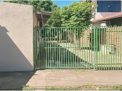Casa mobiliada para alugar no Barrio Sta. Teresita, Caazapá