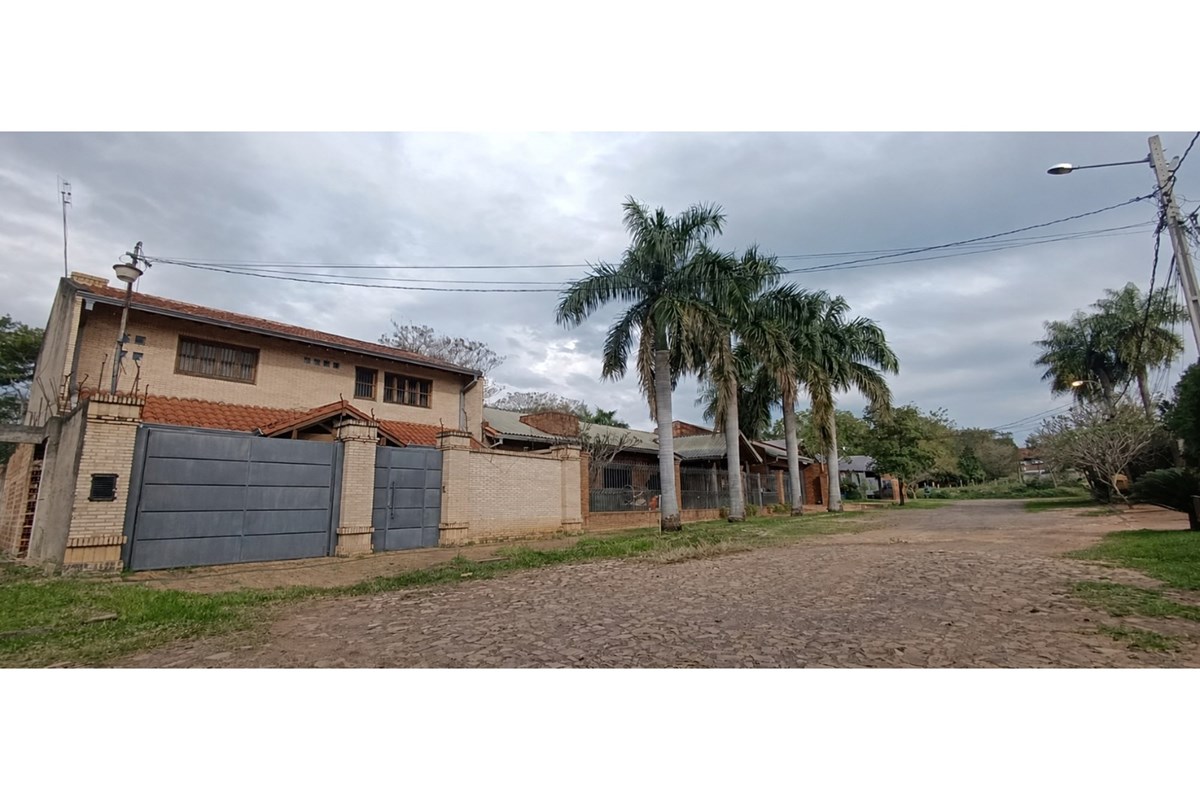 Casa para alugar com piscina em Luque, Primer Barrio