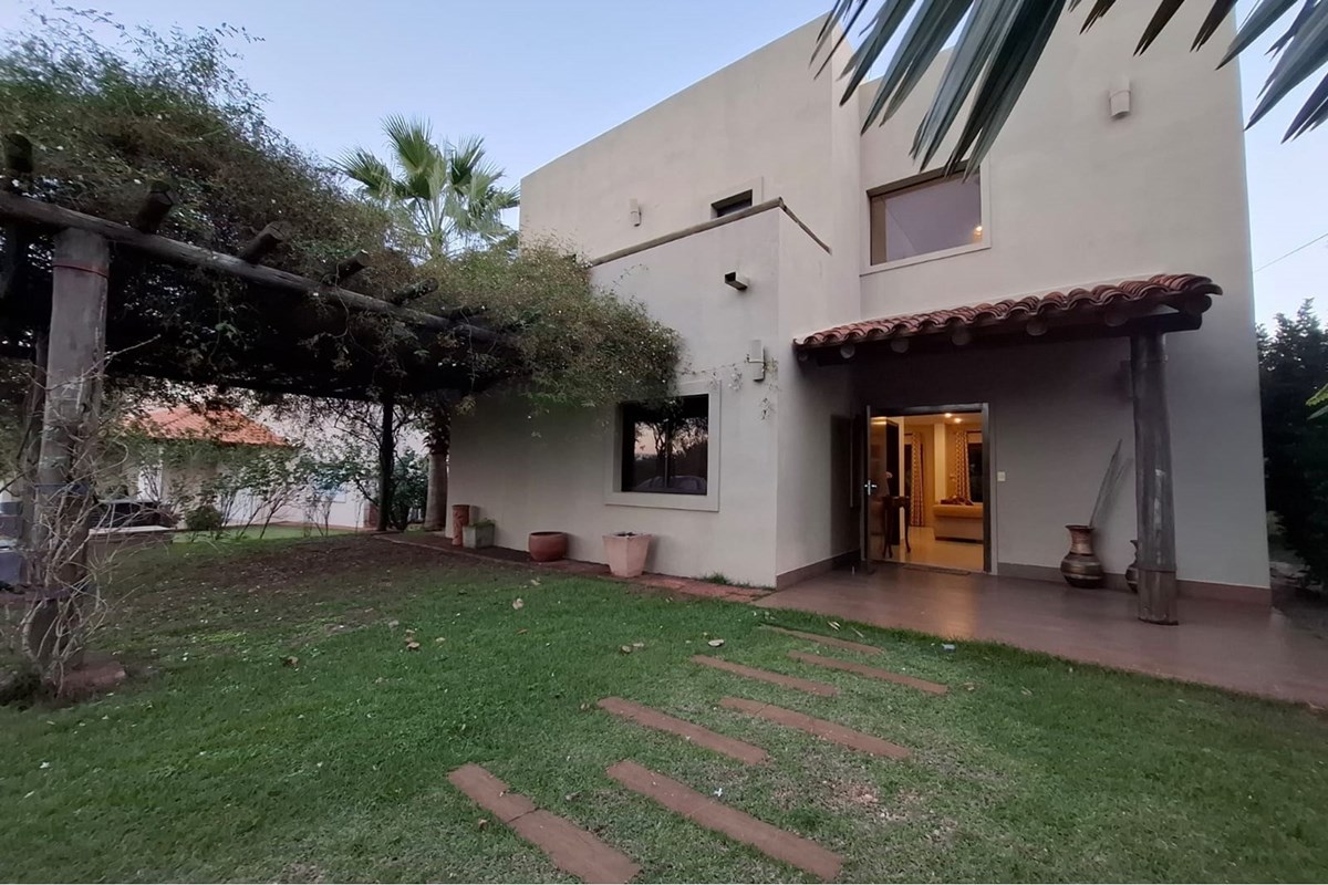 Casa para alugar em Aqua Village, Altos