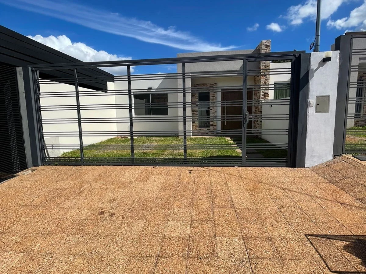 Casa en alquiler en Barrio Mbocayaty, Villa Elisa