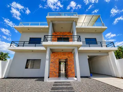 House for rent in Santa Librada neighbourhood, Mariano Roque Alonso