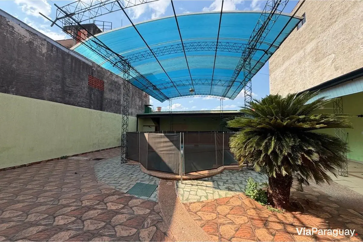 Casa para alugar em Maramburé com piscina