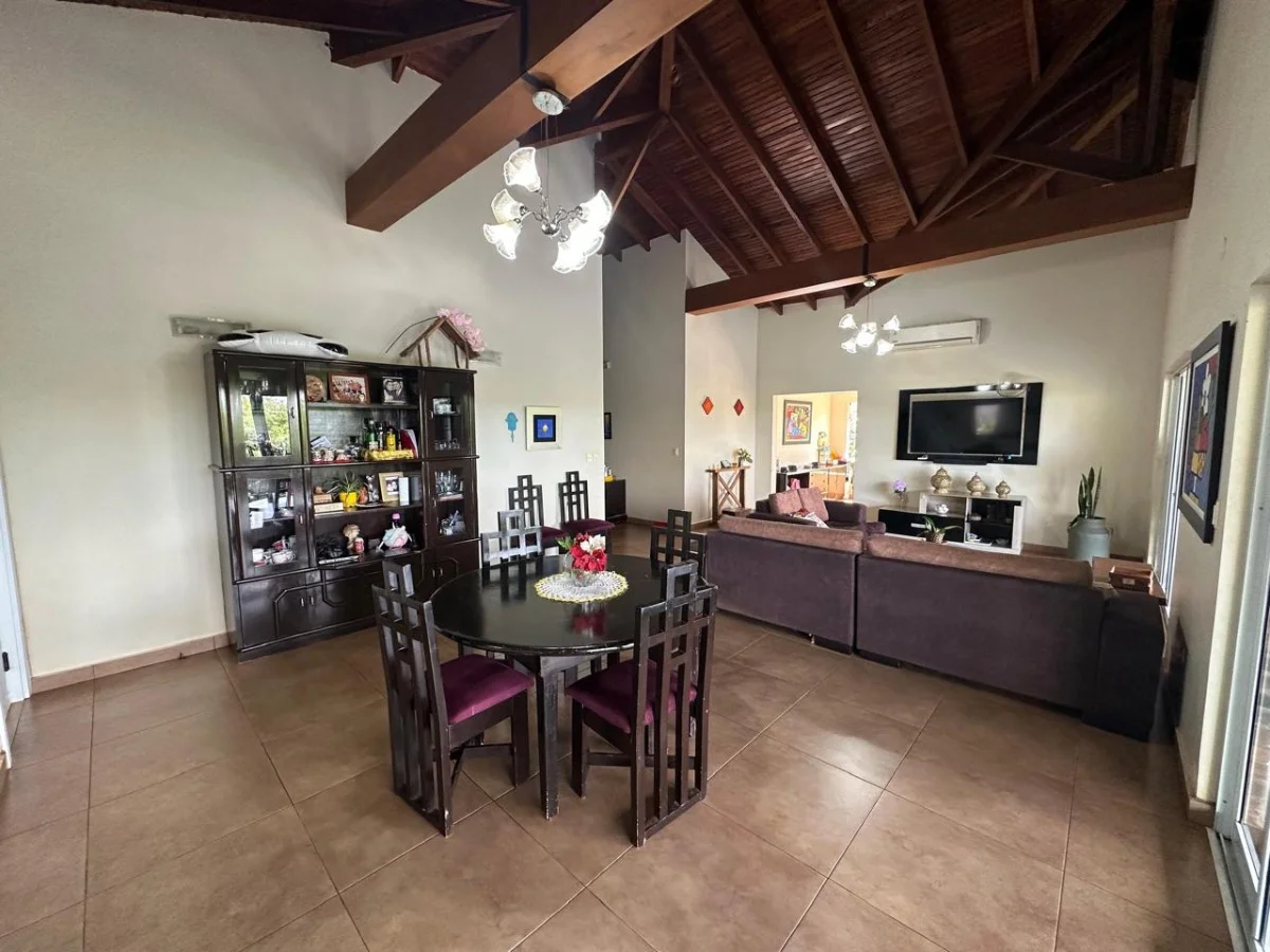 Casa para alugar no Paraná Country Club, Hernandarias