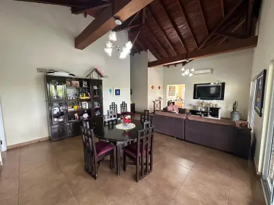 Casa para alugar no Paraná Country Club, Hernandarias