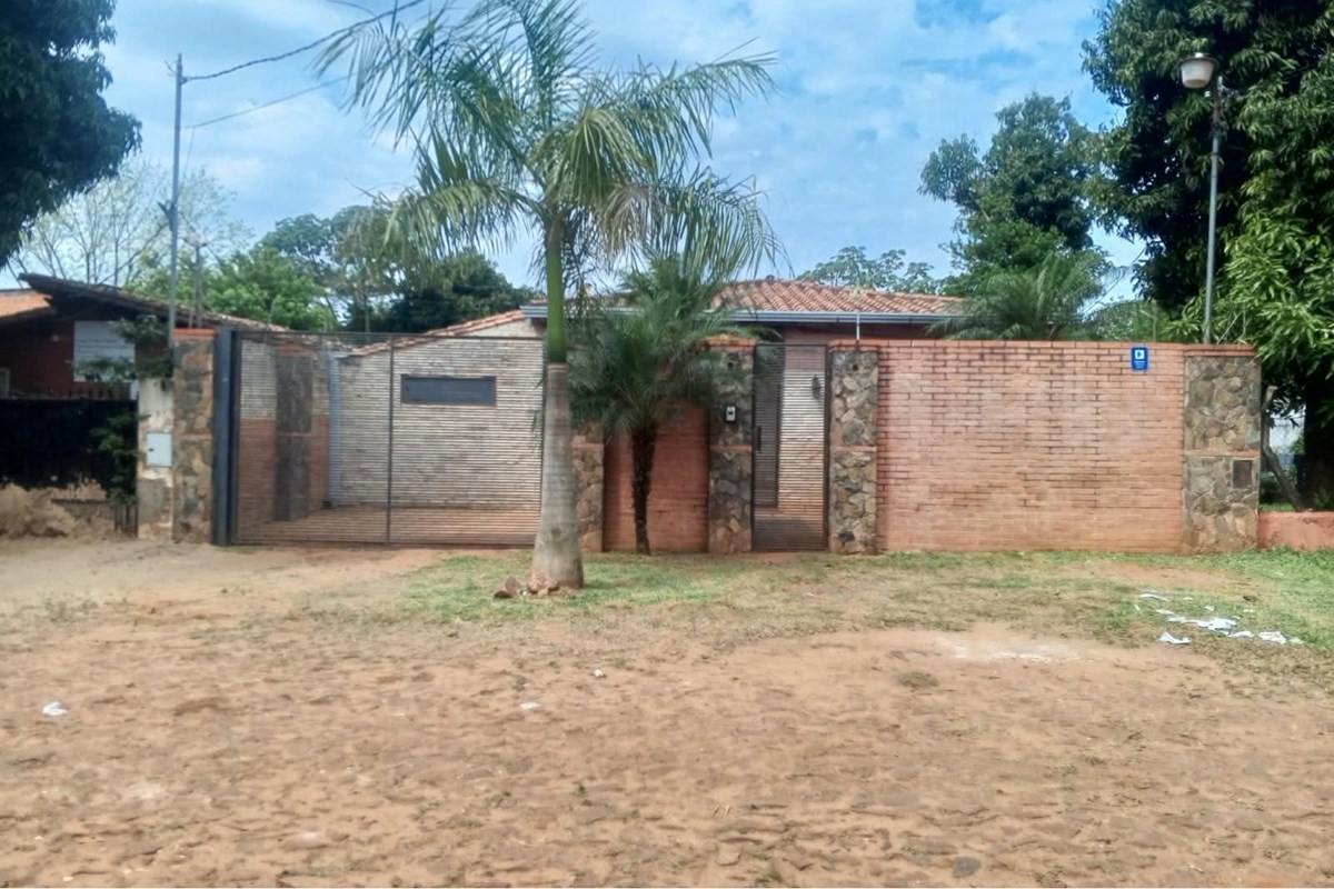 Casa para alugar em Posta Ybycua, Capiatá