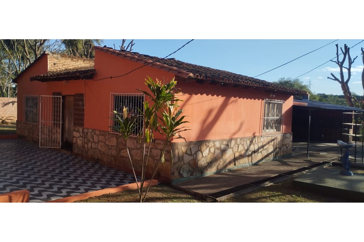 Casa para alugar em Valle Karé, Itauguá, com 6 dormitórios