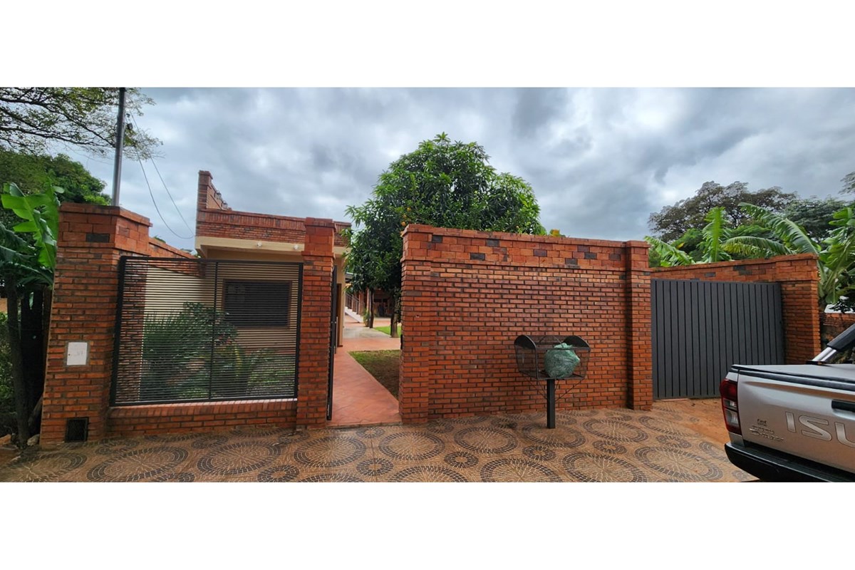 Casa para alugar ideal para escritório em Capiatá