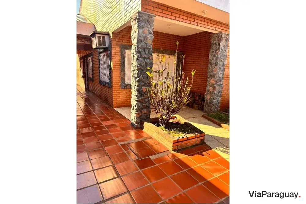 Casa para alugar por dia em Encarnación, Itapúa