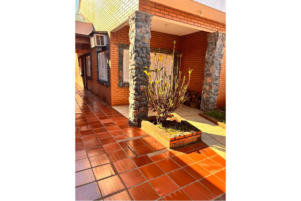 Casa para alugar por dia em Encarnación, Itapúa