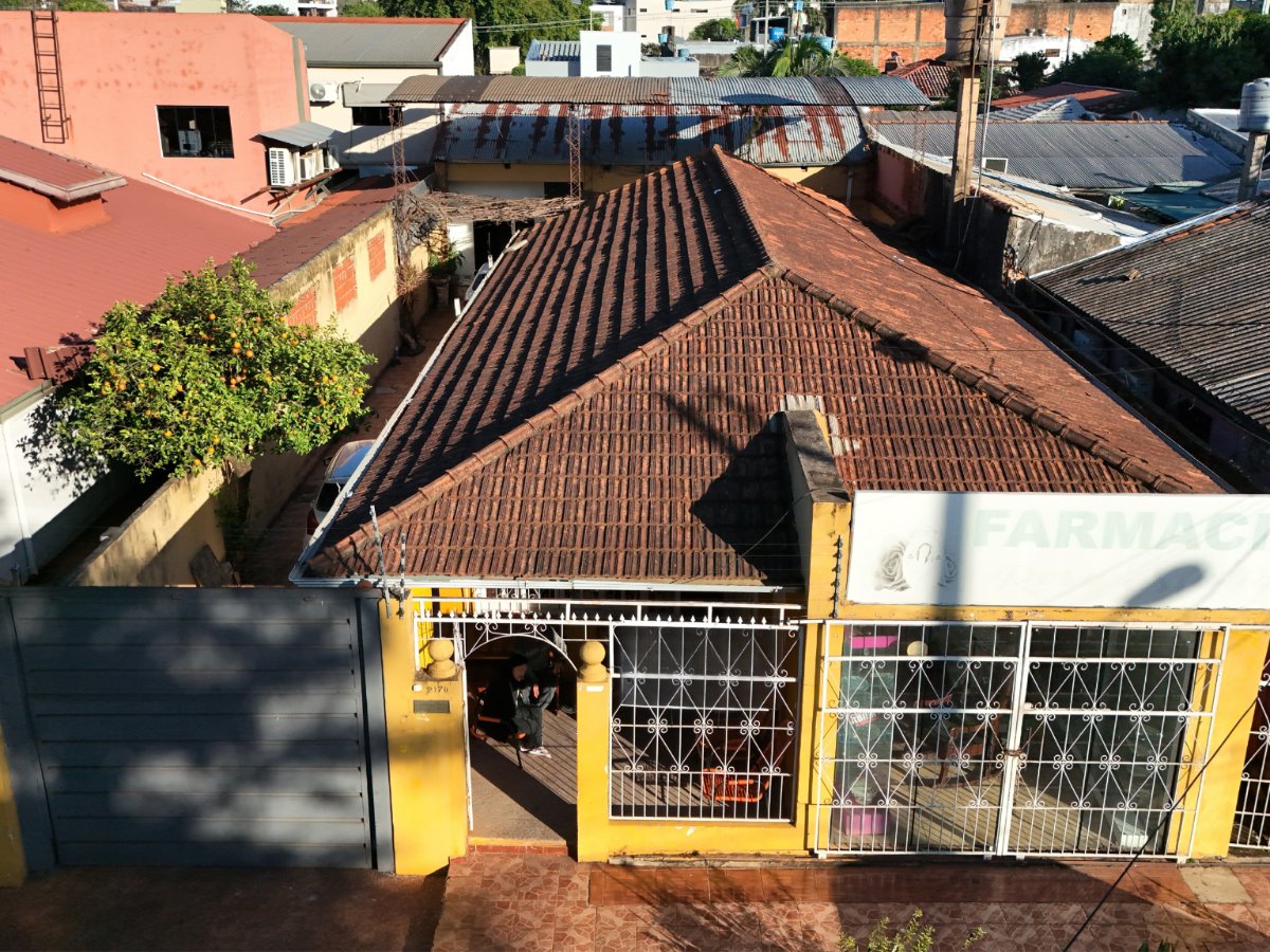 Casa no Barrio Obrero, Ciudad del Este — 420 m² de terreno