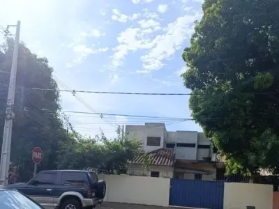 Corner House for Sale in Fernando de la Mora, South Zone
