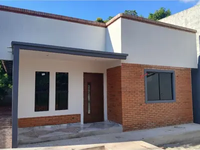 Casa en venta a estrenar en Capiatá, Costa Salinas