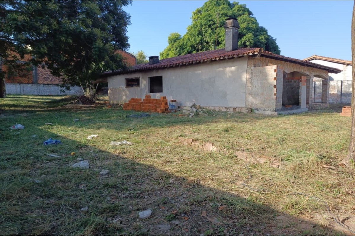 Casa en venta a terminar en Puerto Pabla, Lambaré