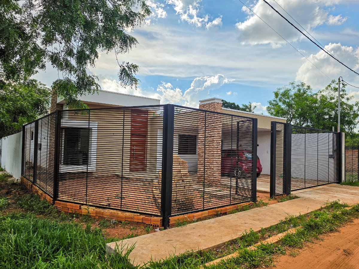 3-Bedroom House for Sale in Yka’a, Luque