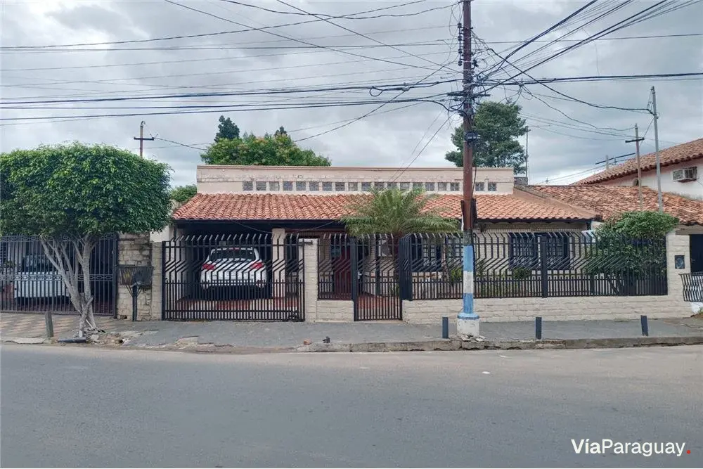 House for sale with 3 bedrooms in Cuarto Barrio, Luque