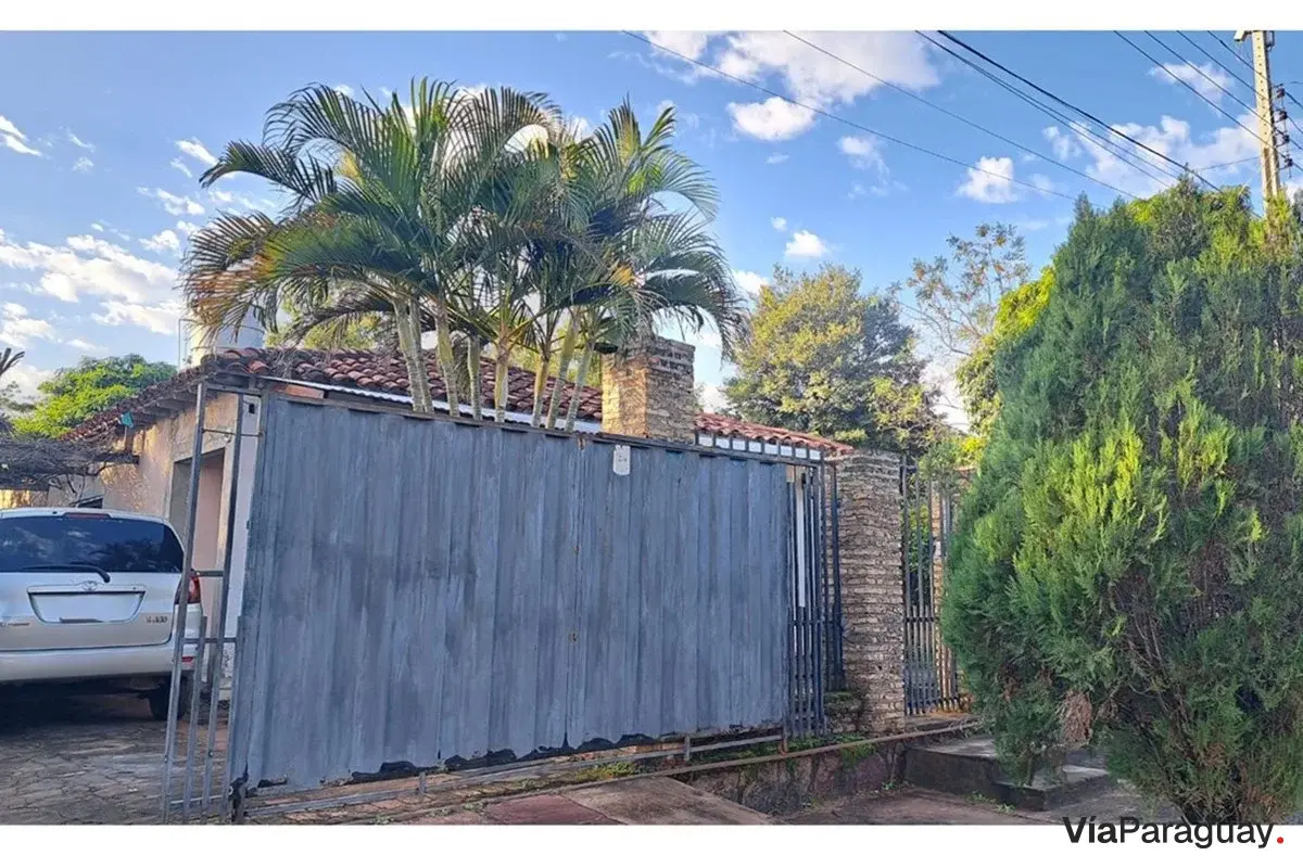 Casa à venda com 3 dormitórios em Hugua Hu, Ypacaraí