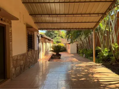 Casa à venda com 3 dormitórios em Luque