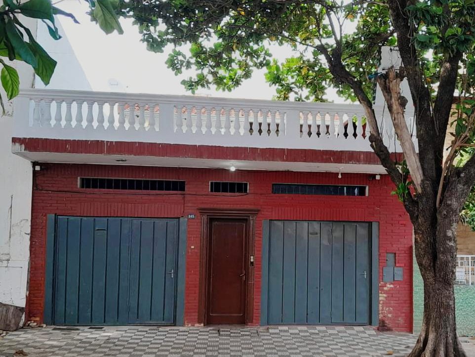Casa à venda com 3 unidades em San Antonio, Assunção