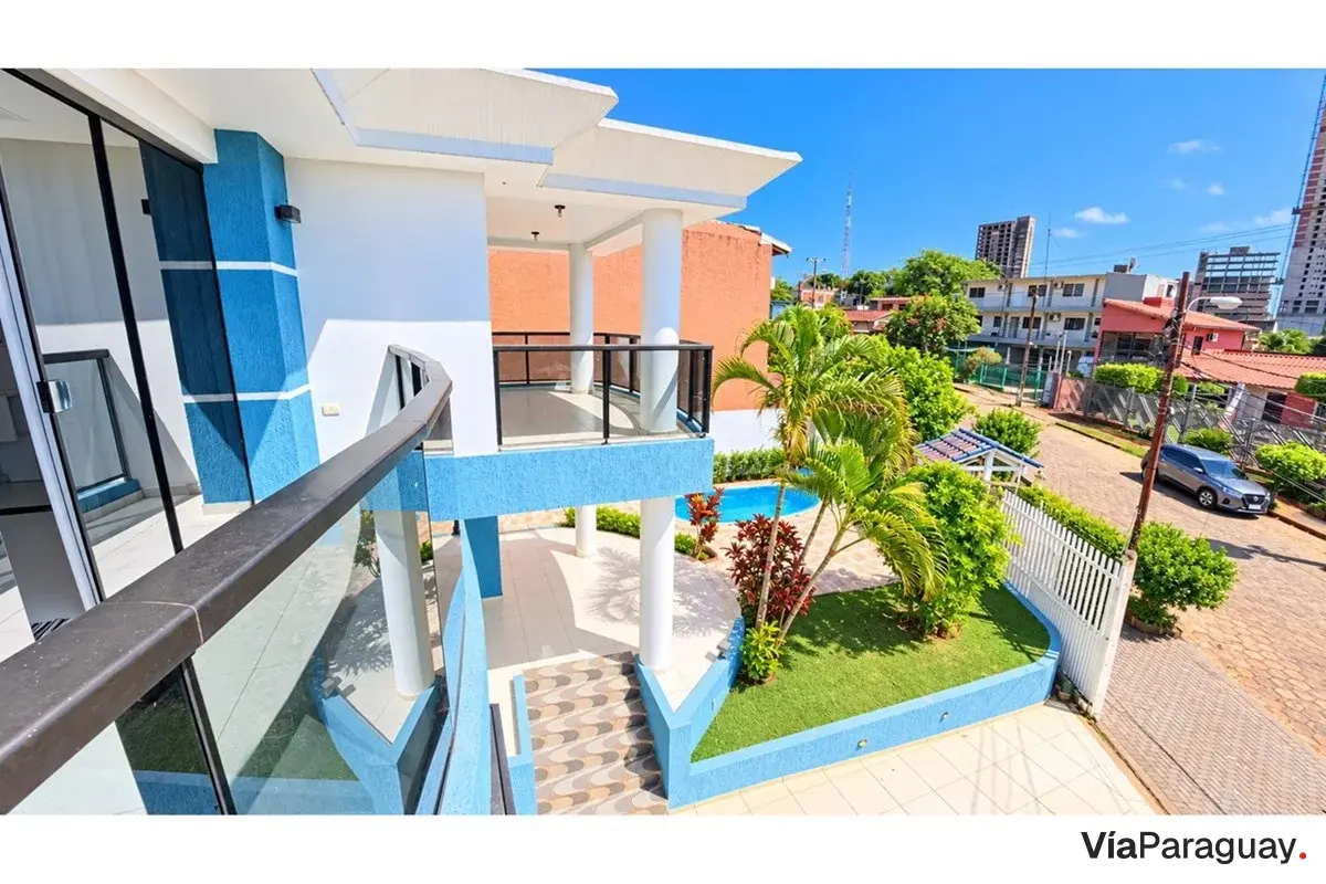 Casa à venda com 6 apartamentos em Área 2, Ciudad del Este