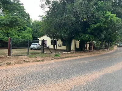 Casa en venta con amplio patio en Salado, Limpio