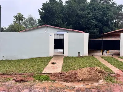Casa en venta con amplio patio en San Cayetano, Itauguá