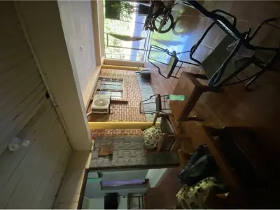 Casa en venta con departamento y salón comercial en San Pedro