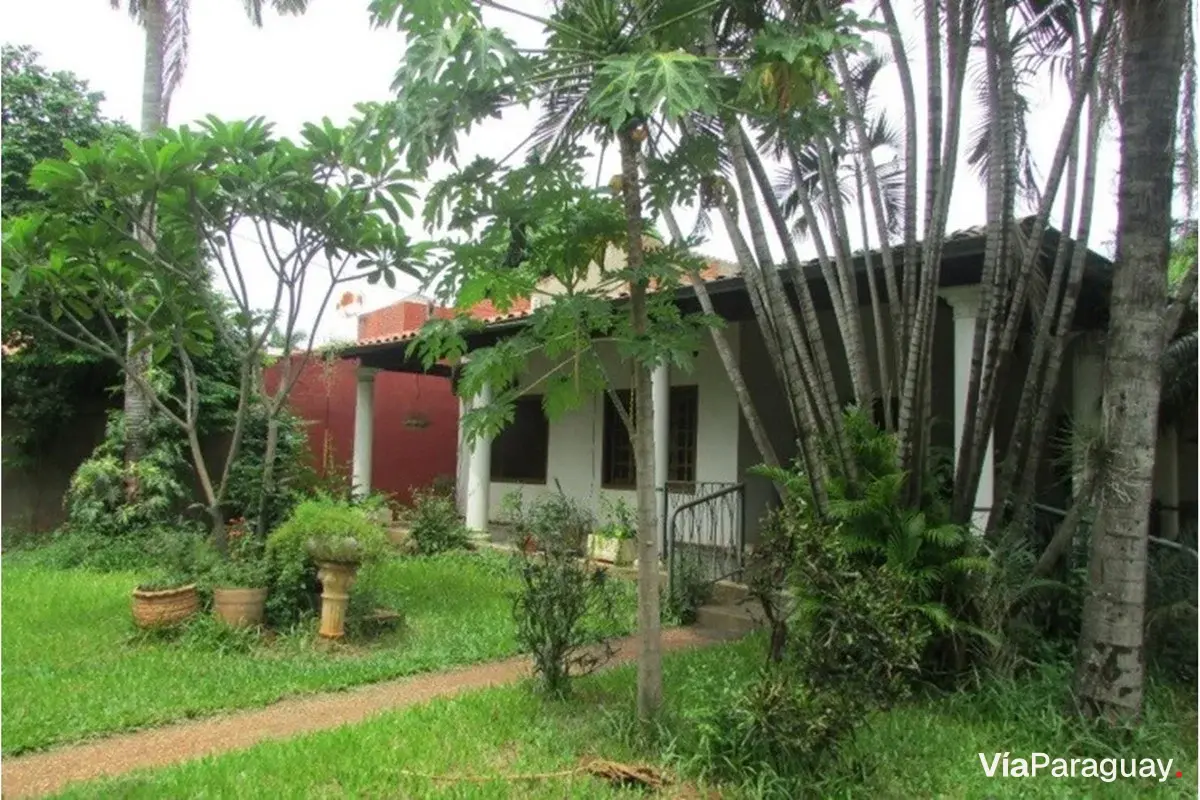 Casa en venta con dos terrenos en Laguna Sati