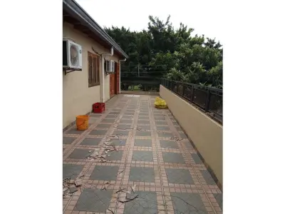 Casa à venda com espaço comercial em Emboscada, Cordillera