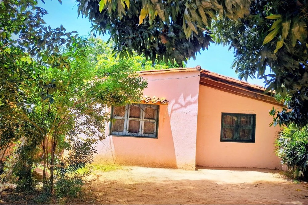 Casa à venda com pátio em Lérida, San Lorenzo