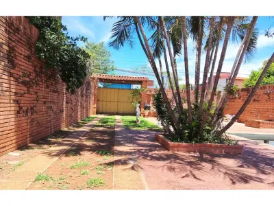 Casa en venta con piscina en Gloria María, Villa Elisa