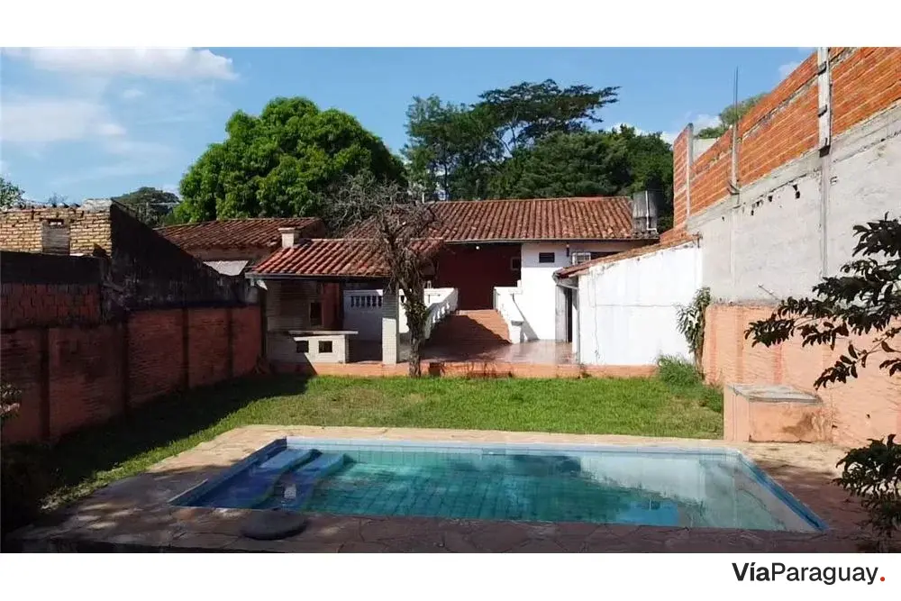 House for sale with pool in Itá Enramada, Asunción