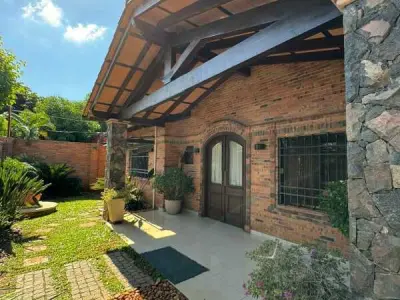 Casa à venda com piscina em Tayazuapé, San Lorenzo