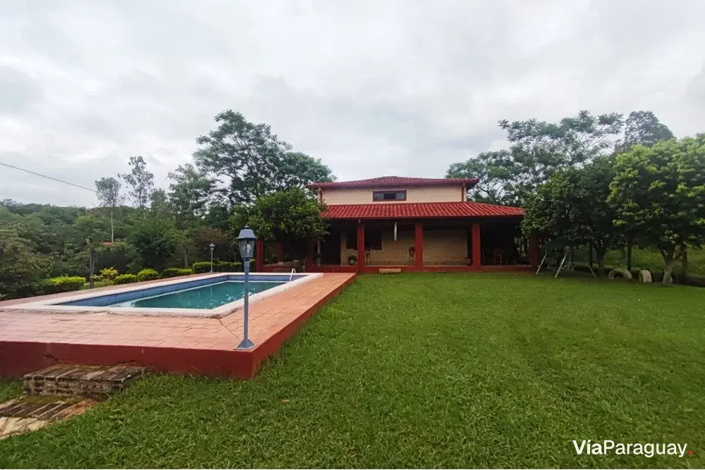 Casa à venda com praia privada em Piribebuy, Cordillera