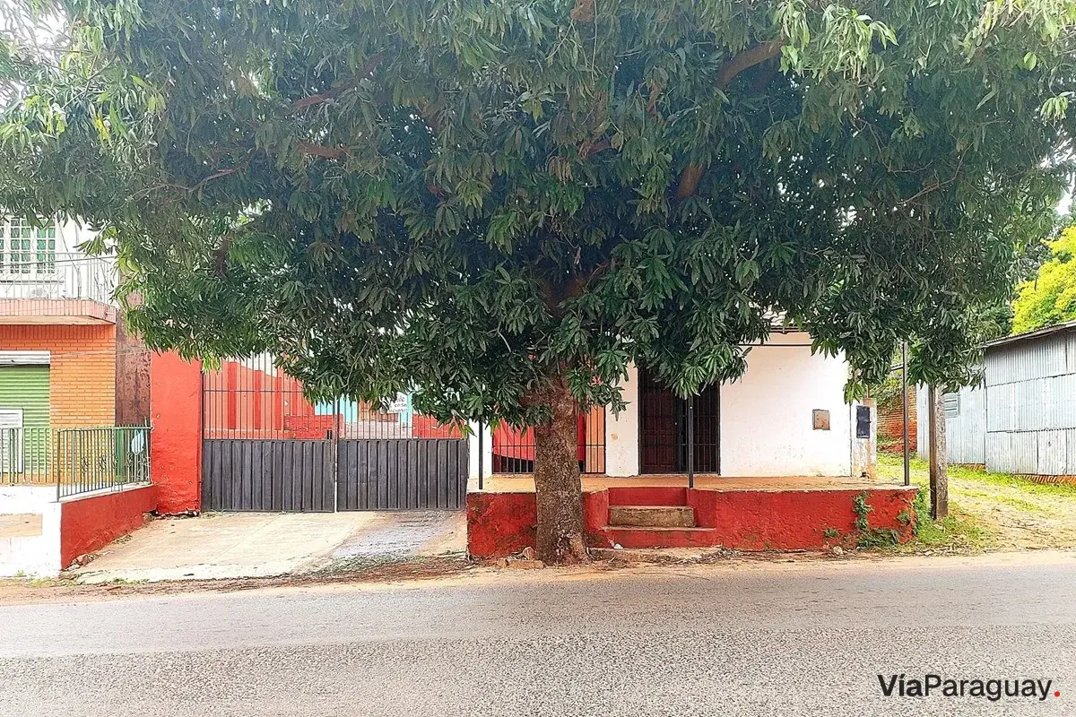 Casa en venta con potencial comercial en San Lorenzo