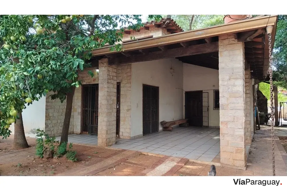 Casa en venta con salón comercial en esquina, Santa Rosa I