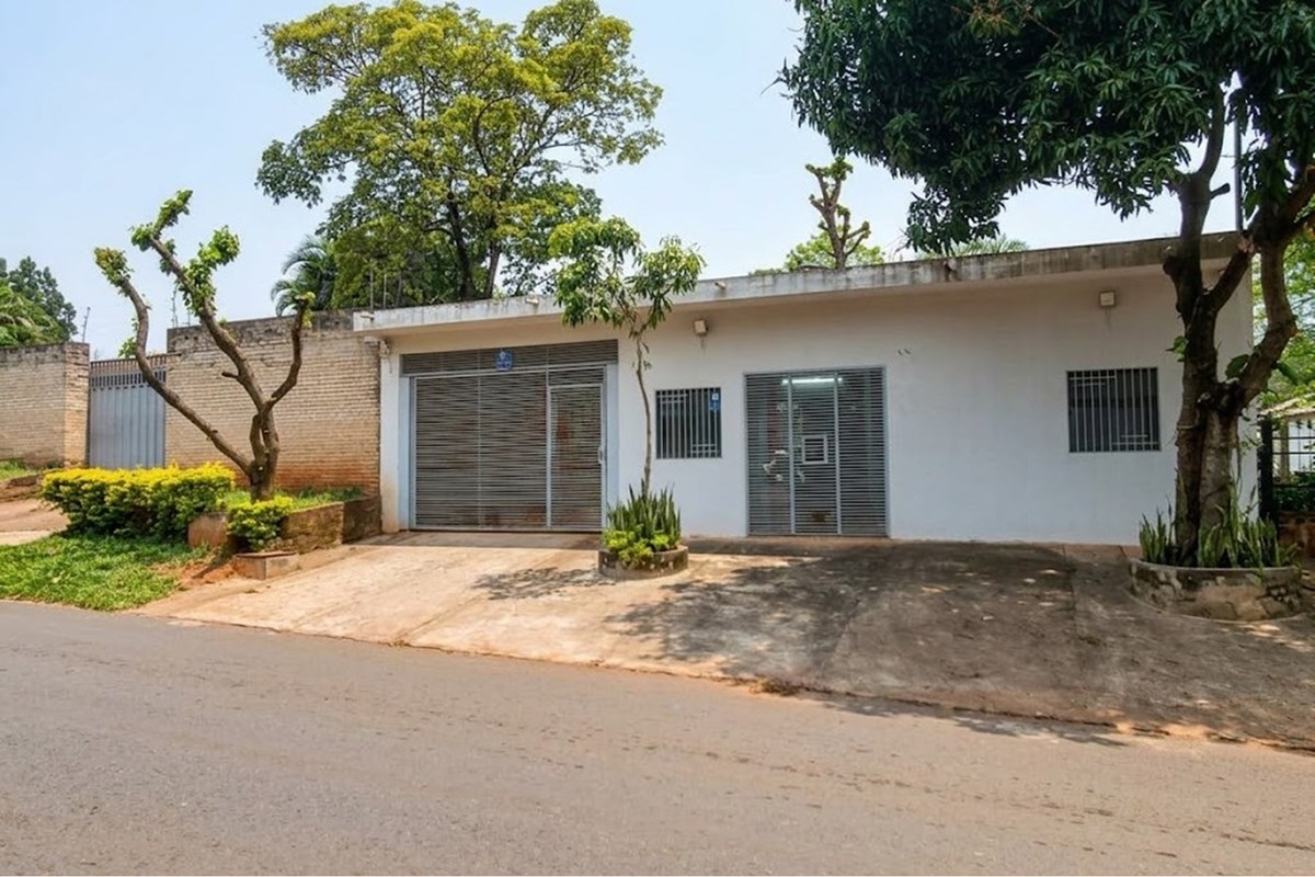 Casa à venda com salão comercial em Itá, Hugua Ñaró