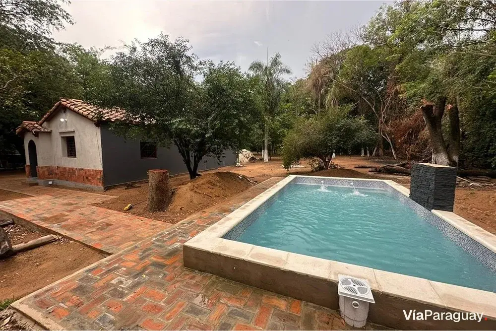House for sale with 1,259 m² lot in Escobar area, Paraguarí