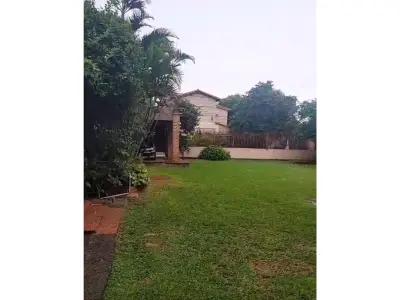 Casa en venta con terrenos en Luque, Tercer Barrio
