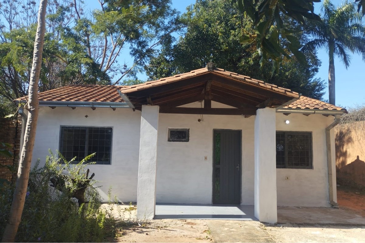 Casa en venta de 2 dormitorios en Villa Elisa, Picada