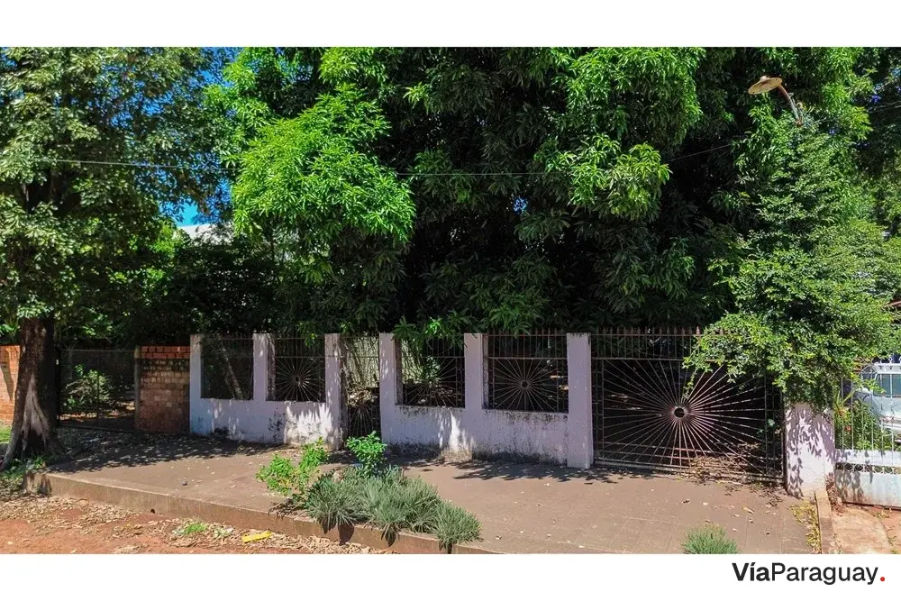 Casa à venda com 4 dormitórios em Km 8 Acaray