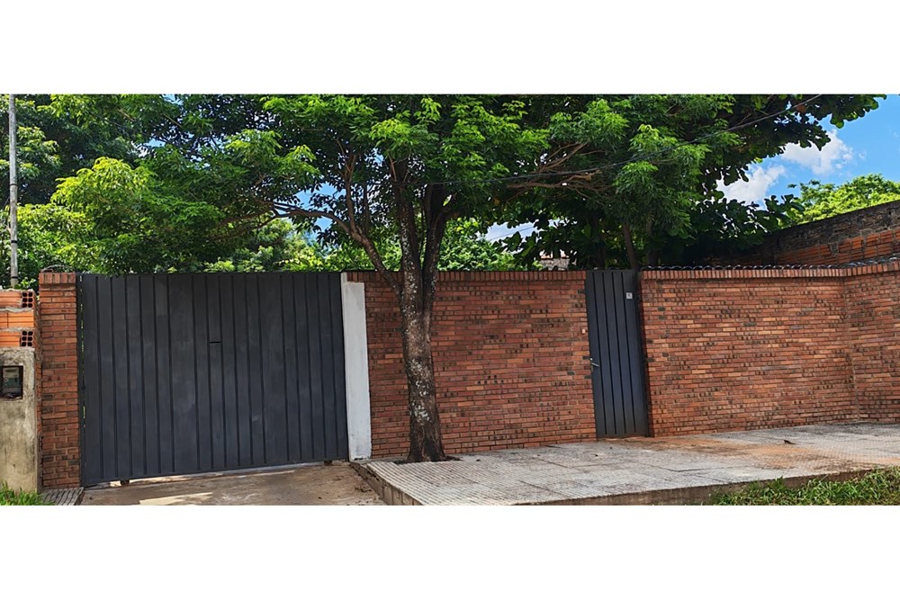 Casa à venda com 4 dormitórios em Laurelty, San Lorenzo