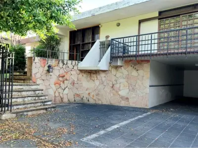 House for sale with 4 bedrooms in Sajonia